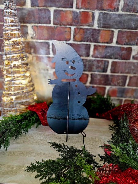Snowman Family Free Standing Raw Steel